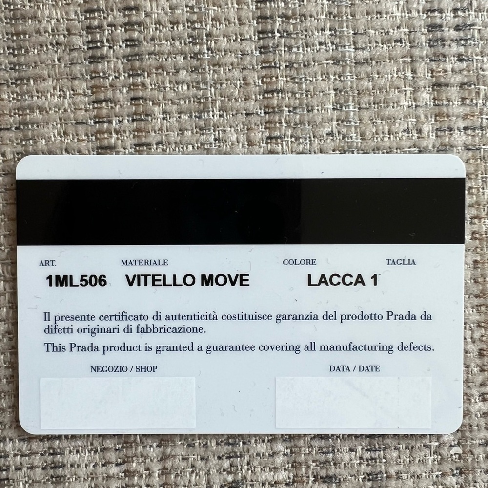 🔴Authentic PRADA Red Wallet🔴 - Picture 11 of 13